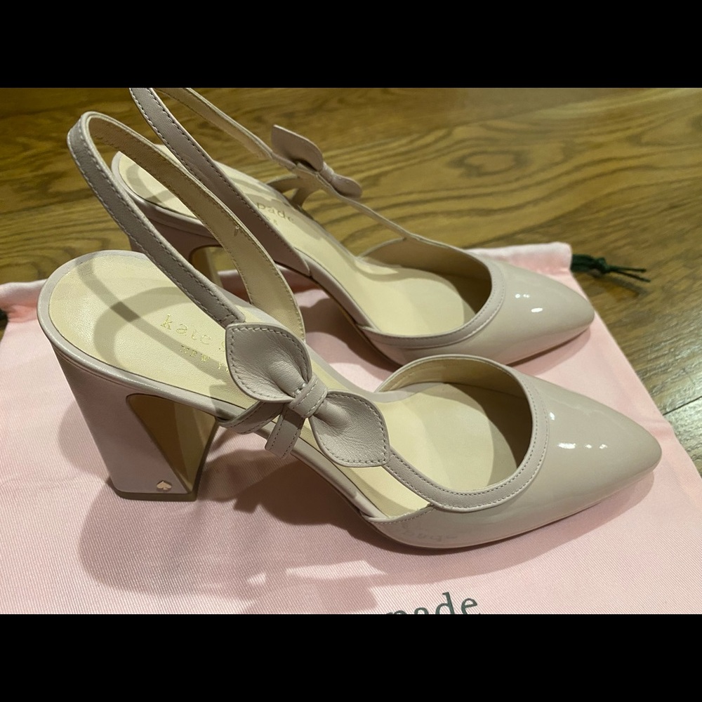 Kate Spade Adelaide Pumps, size 7.5.